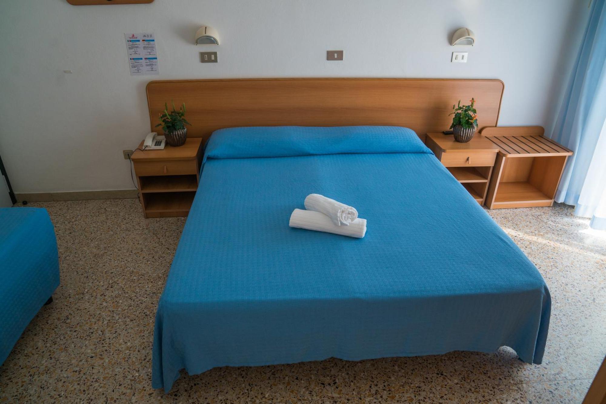 Hotel Singapore Milano Marittima Exteriér fotografie